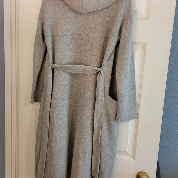 Ugg Cashmere Heather Gray Hooded Open Front Cardigan Size Medium - Picture 10 of 12